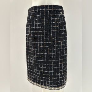 CHANEL 17S Fantasy Tweed Skirt Size 38